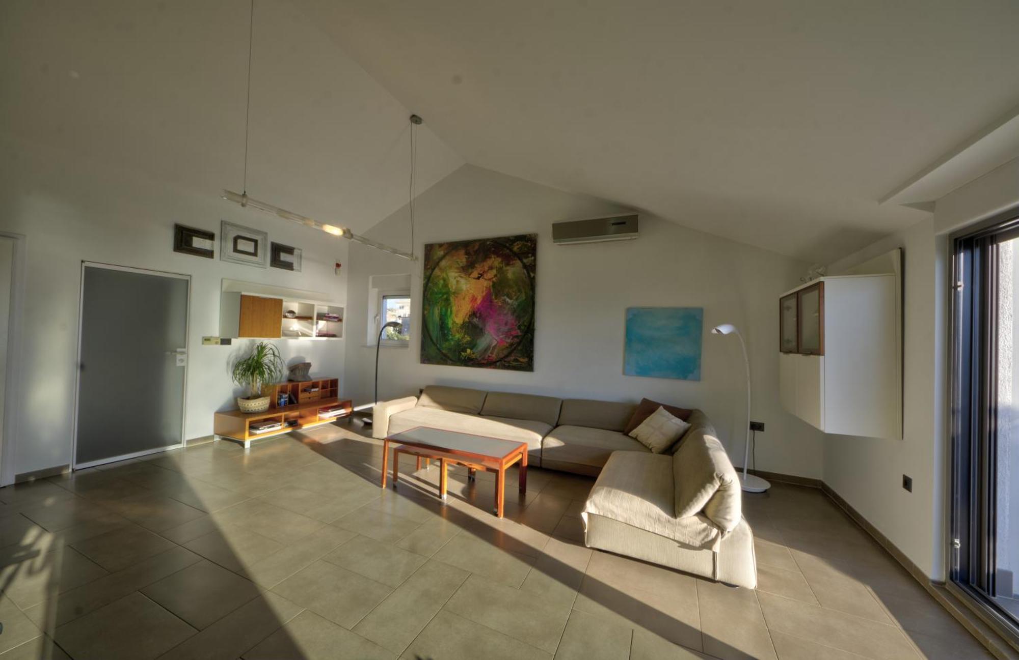Penthouse Belvedere City View With Private Parking Rijeka Bagian luar foto