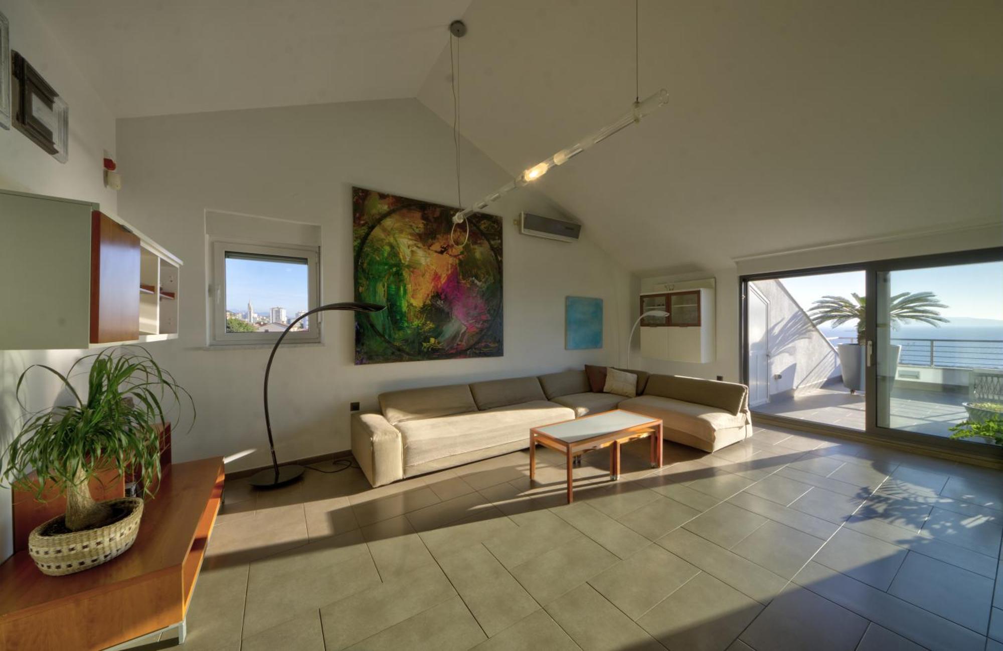 Penthouse Belvedere City View With Private Parking Rijeka Bagian luar foto